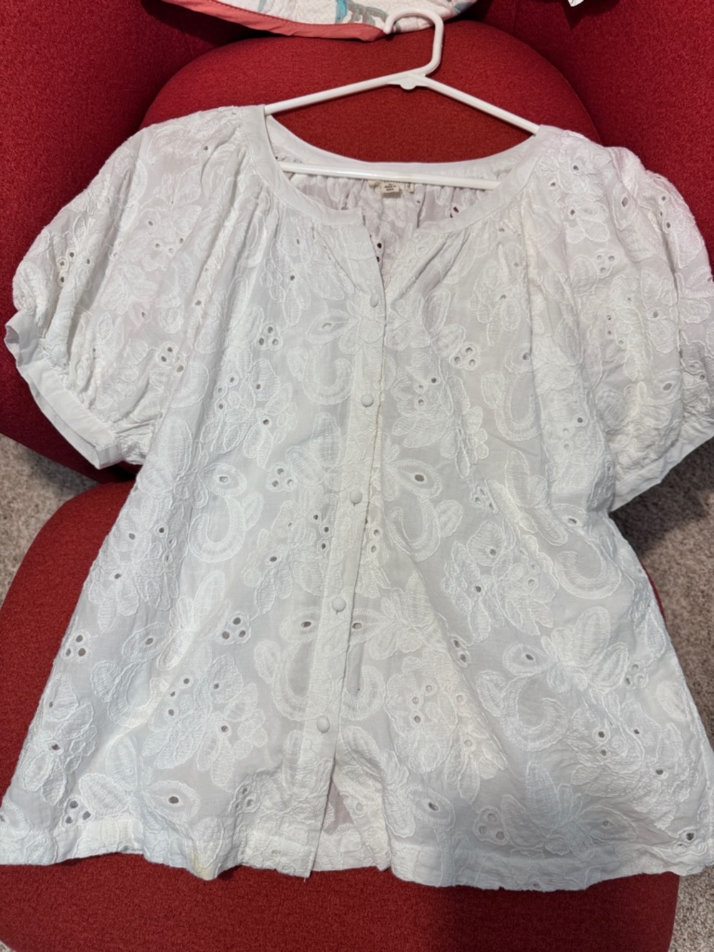 Nicole Miller White Eyelet Puff-Sleeve Button Front Women’s Top